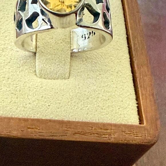 Stunning Faceted Genuine Solitaire Citrine Statement Ring 8 - Picture 4 of 8